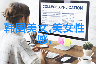 我要看美女从眼前这位清晨的超级英雄开始