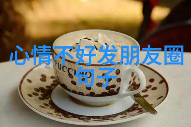 卡通简笔画人物动漫 - 创意不限如何用简笔画讲述动漫故事的艺术秘诀