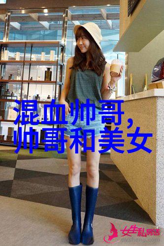 心情低落的夜晚朋友圈里的笑容与我相隔千里