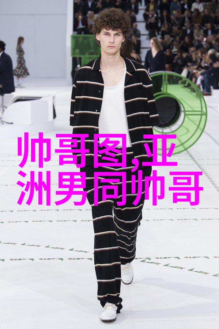 TVB万千星辉颁奖典礼 黎耀祥称帝邓萃雯封后