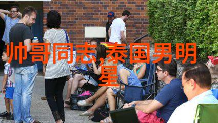 张智霖在视频中表白袁咏仪被感动落泪他们相遇如同命运的安排也带来了不少挑战好看的综艺节目里他们的故事令
