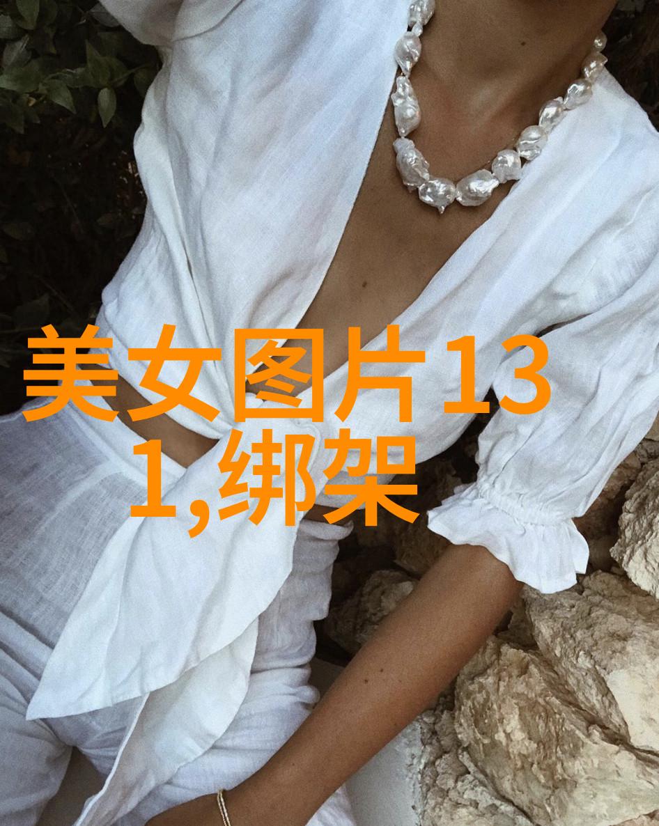 为何要痴心不改飞蛾扑火般地活着特别走心的干净短句50句