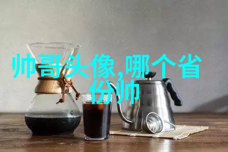 军旅肉质1V2贪欢士兵的激情与战场上的艰辛