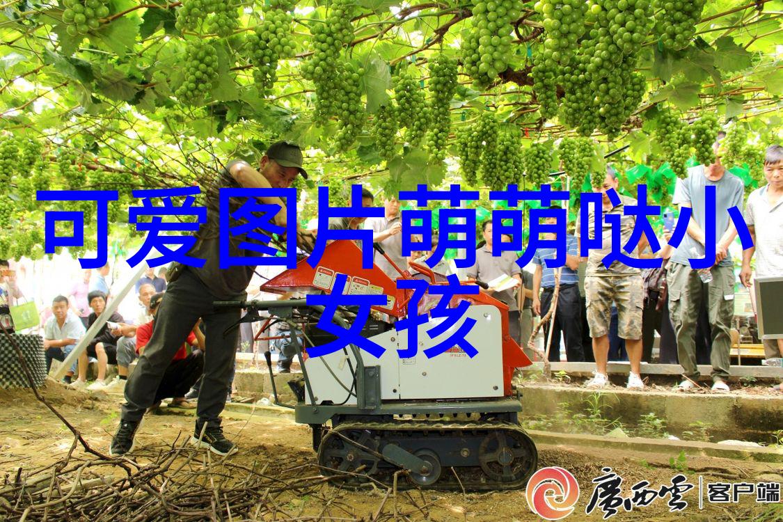 航空模特与超级英雄帅哥打飞机的双重身份