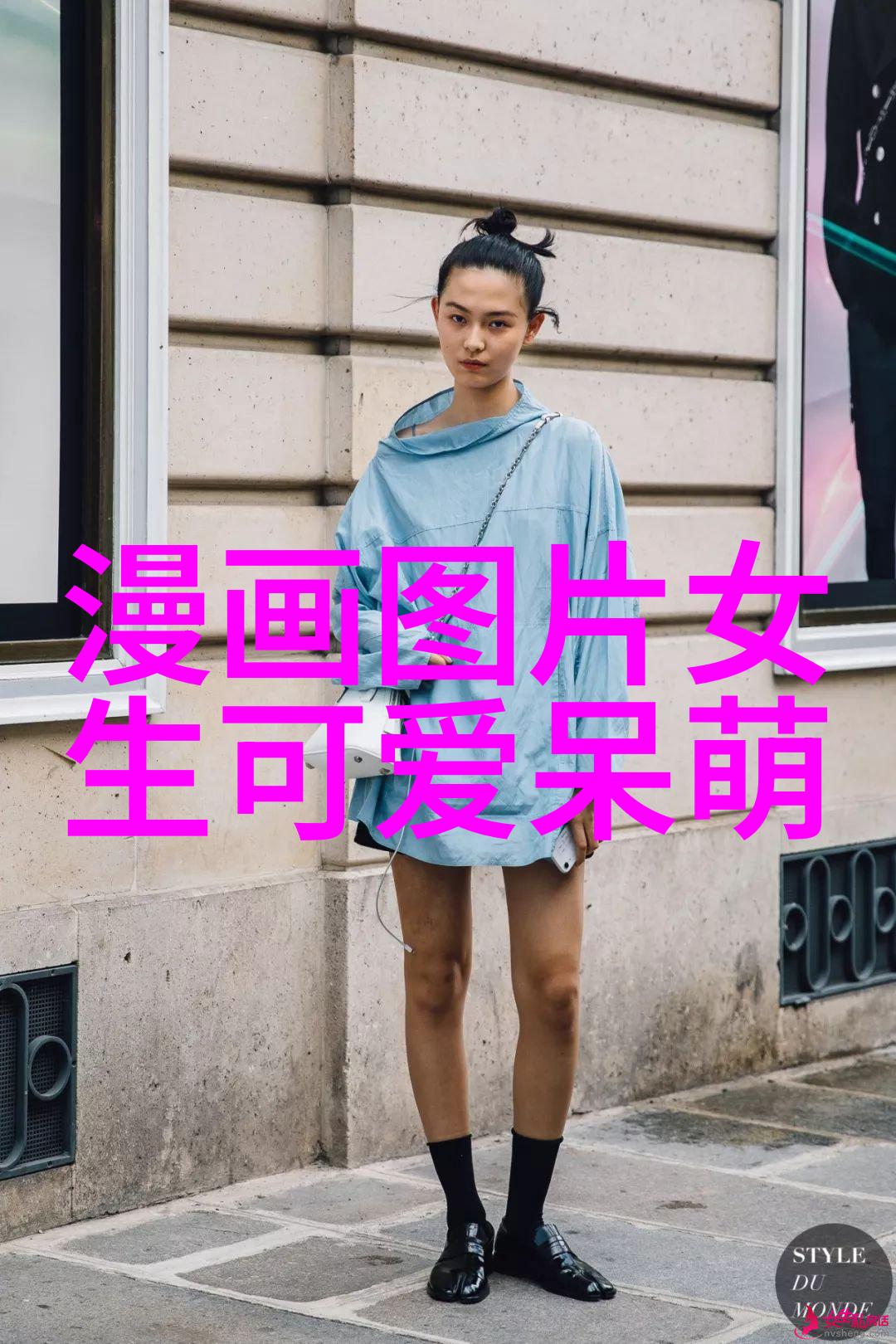 手势与言辞相结合表达真挚的情感关于现代人如何使用不同类型的問候語句和身体语言进行交流