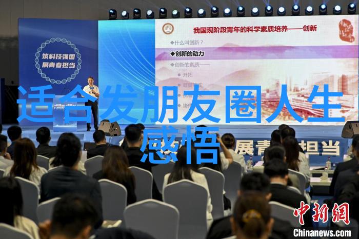 宠物狗网站上的主人为什么狗狗在这里时不断地叫唤(狗狗在这个场合发出叫声是因为它们感到兴奋或者紧张不安